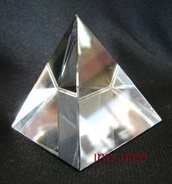 פירמידה 4X4